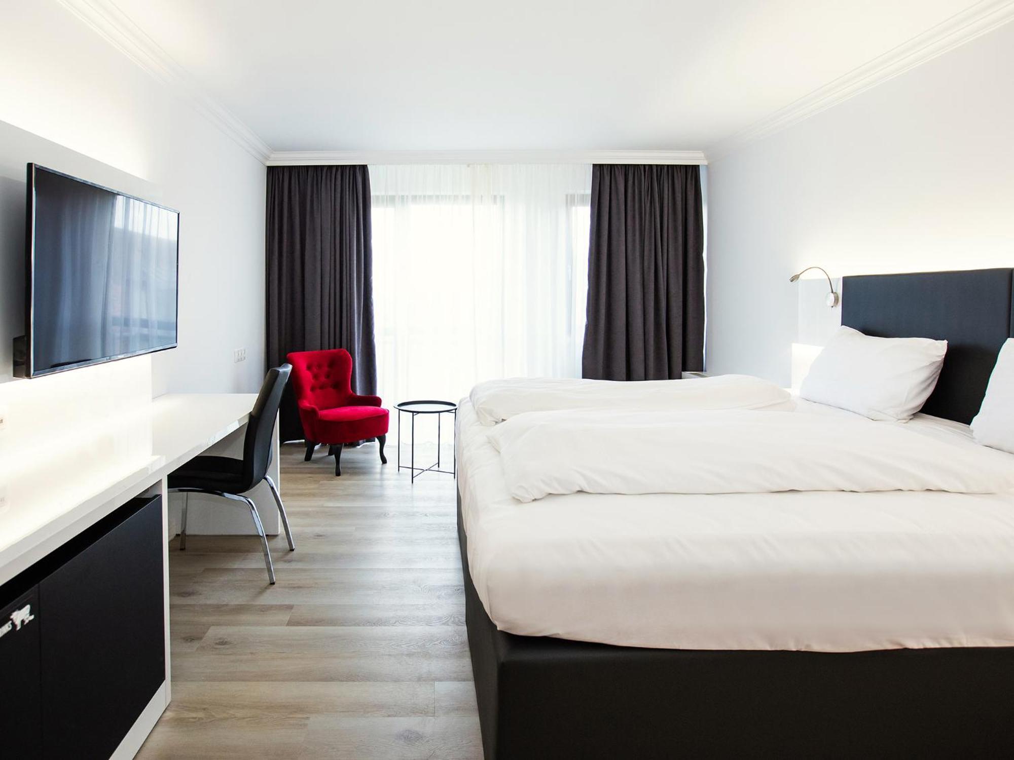 Dormero Hotel Meerbusch Exteriör bild